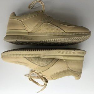Everlane Tread Sneaker in Butter M 11